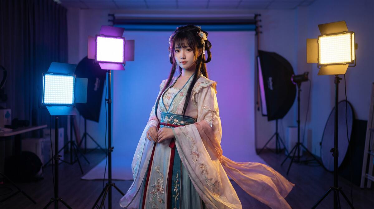 黄色仓库文化研究者刘婷